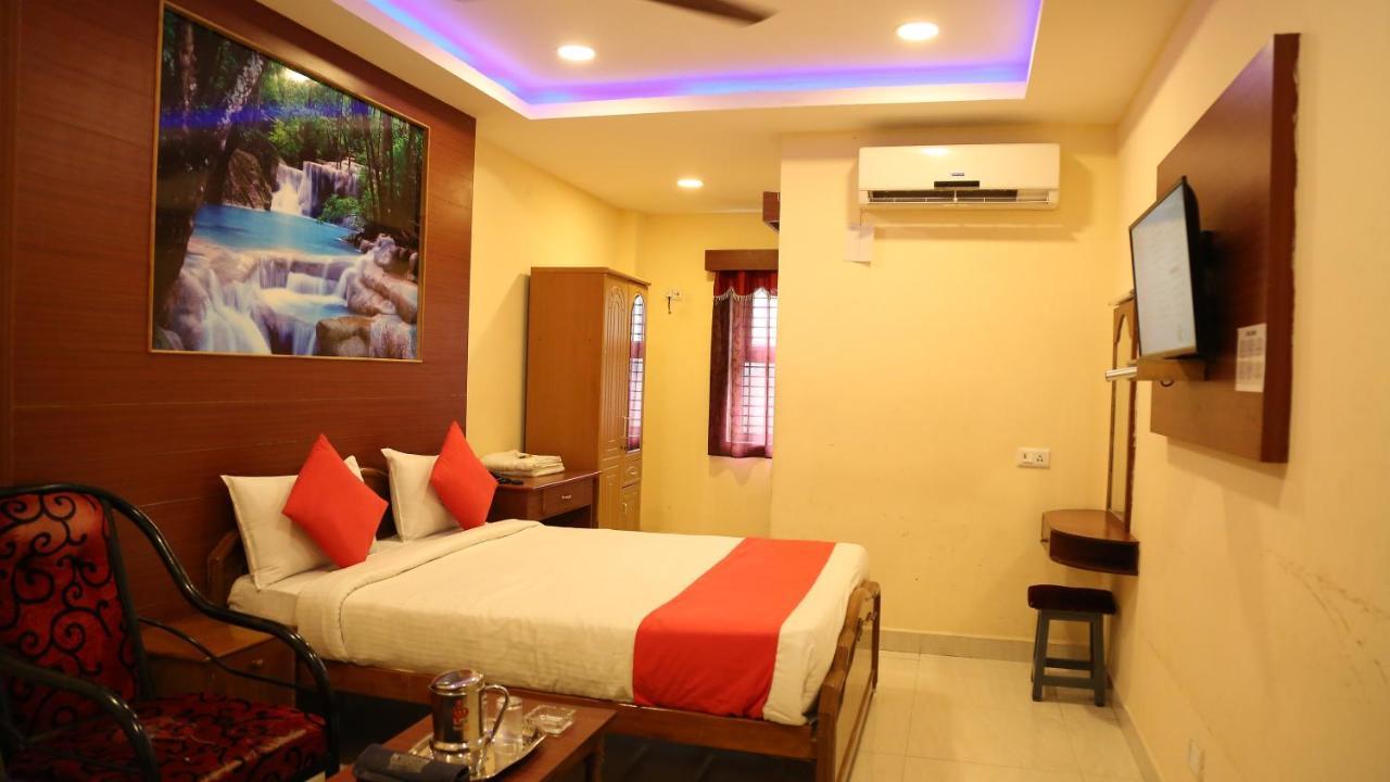 Kumaran Millenium Residency Hotel Vellore Exterior photo