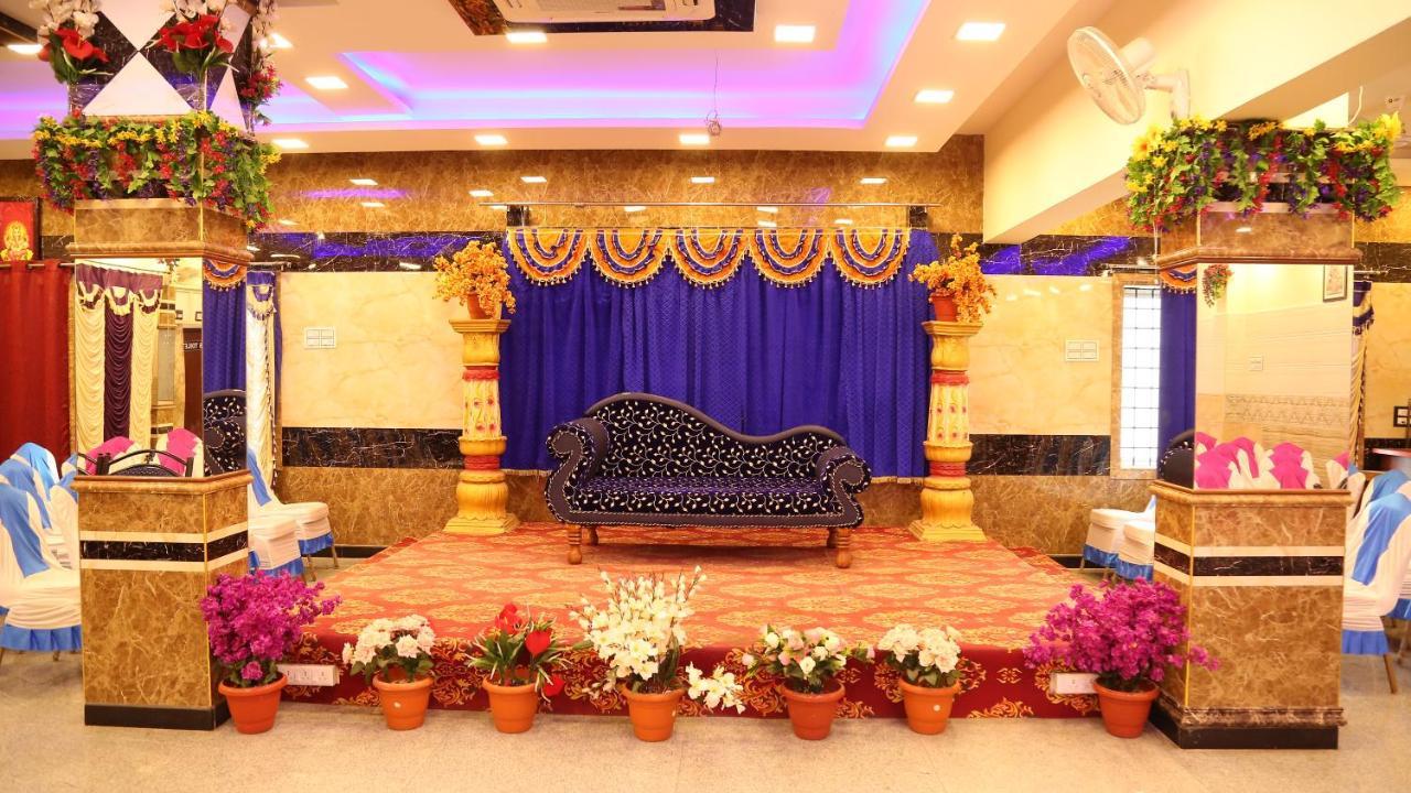 Kumaran Millenium Residency Hotel Vellore Exterior photo