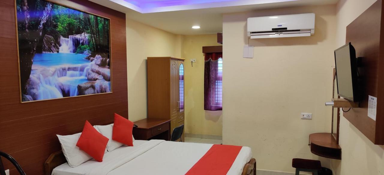 Kumaran Millenium Residency Hotel Vellore Exterior photo